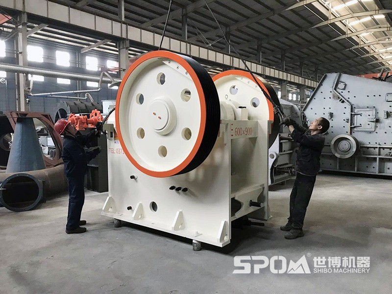 顎式破碎機廠家車間 顎式破碎機廠家車間